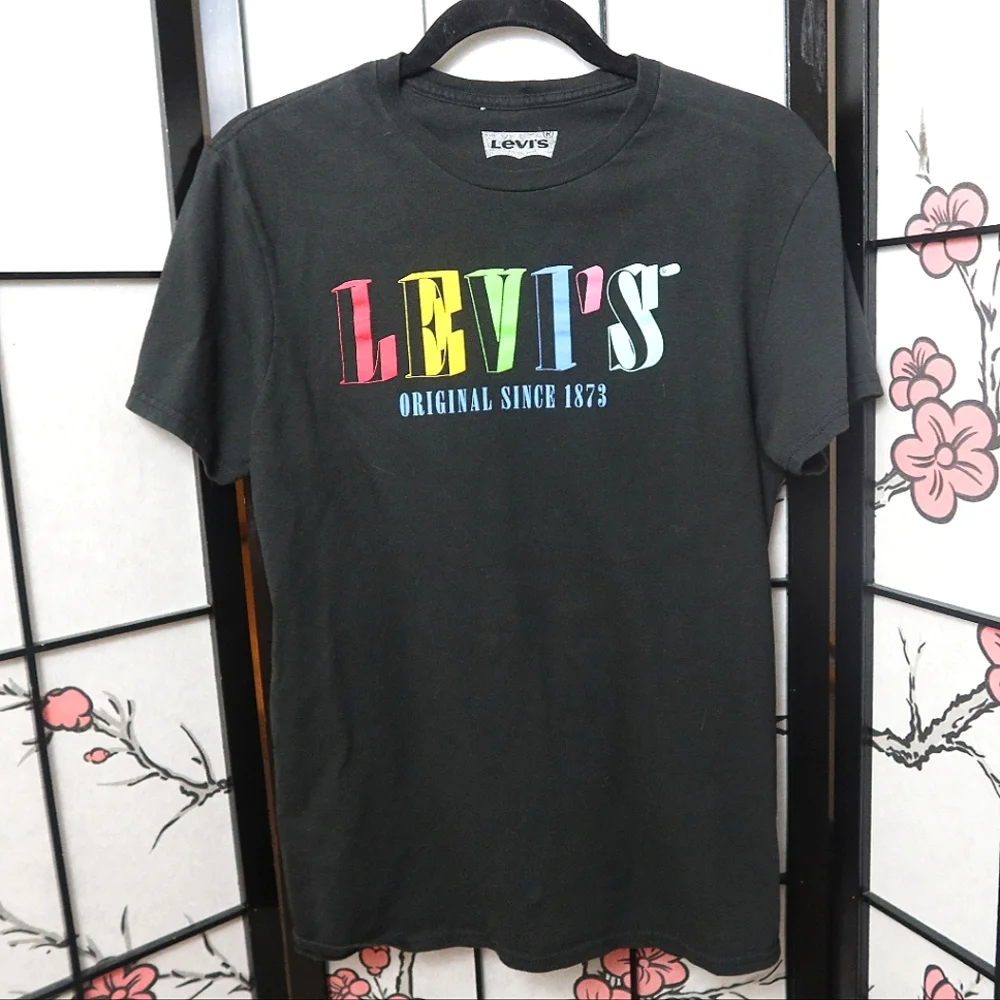 Levi's Black Tee with Colorful Levi's Logo Unisex Medium